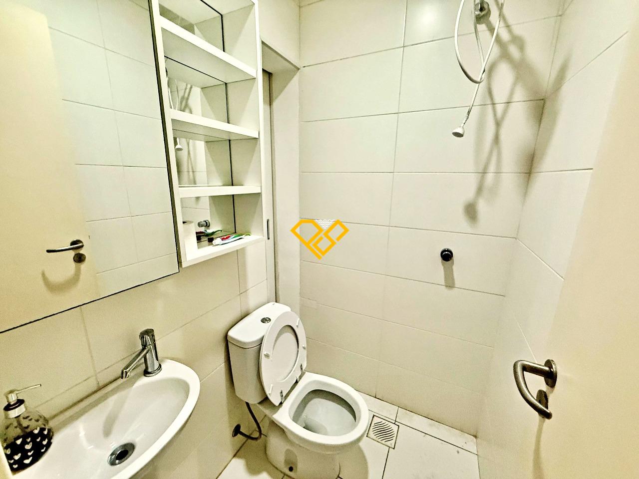 Apartamento à venda no Gonzaga: Wc de serviço