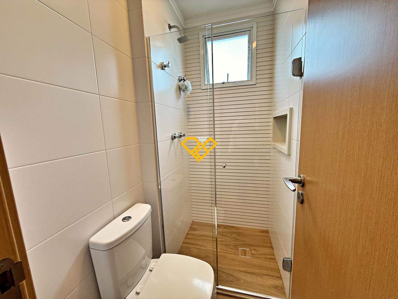 Apartamento à venda no Gonzaga: Wc suíte americana 2 e 3