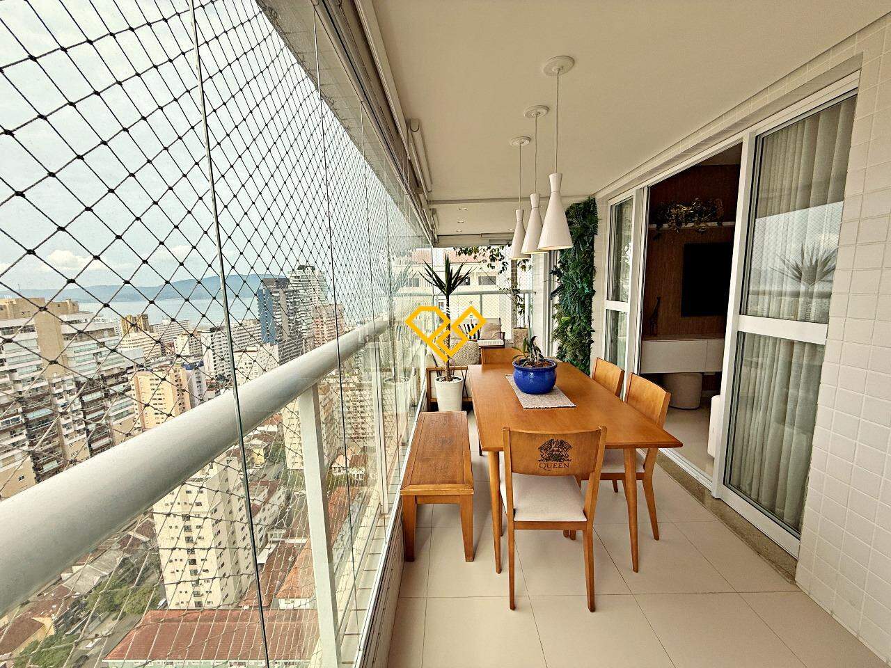 Apartamento à venda no Gonzaga: Varanda