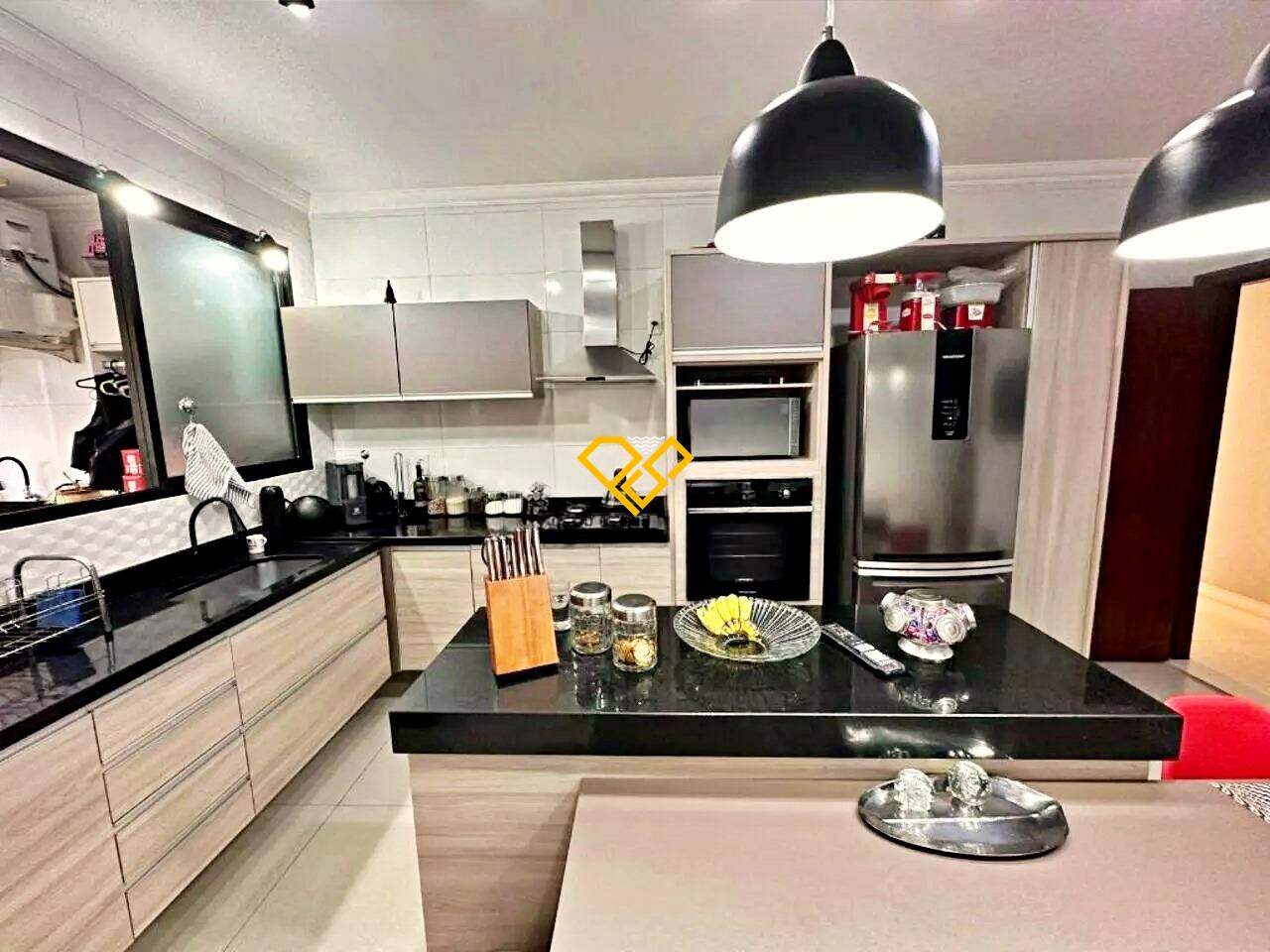 Apartamento à venda no Ponta da Praia: Cozinha
