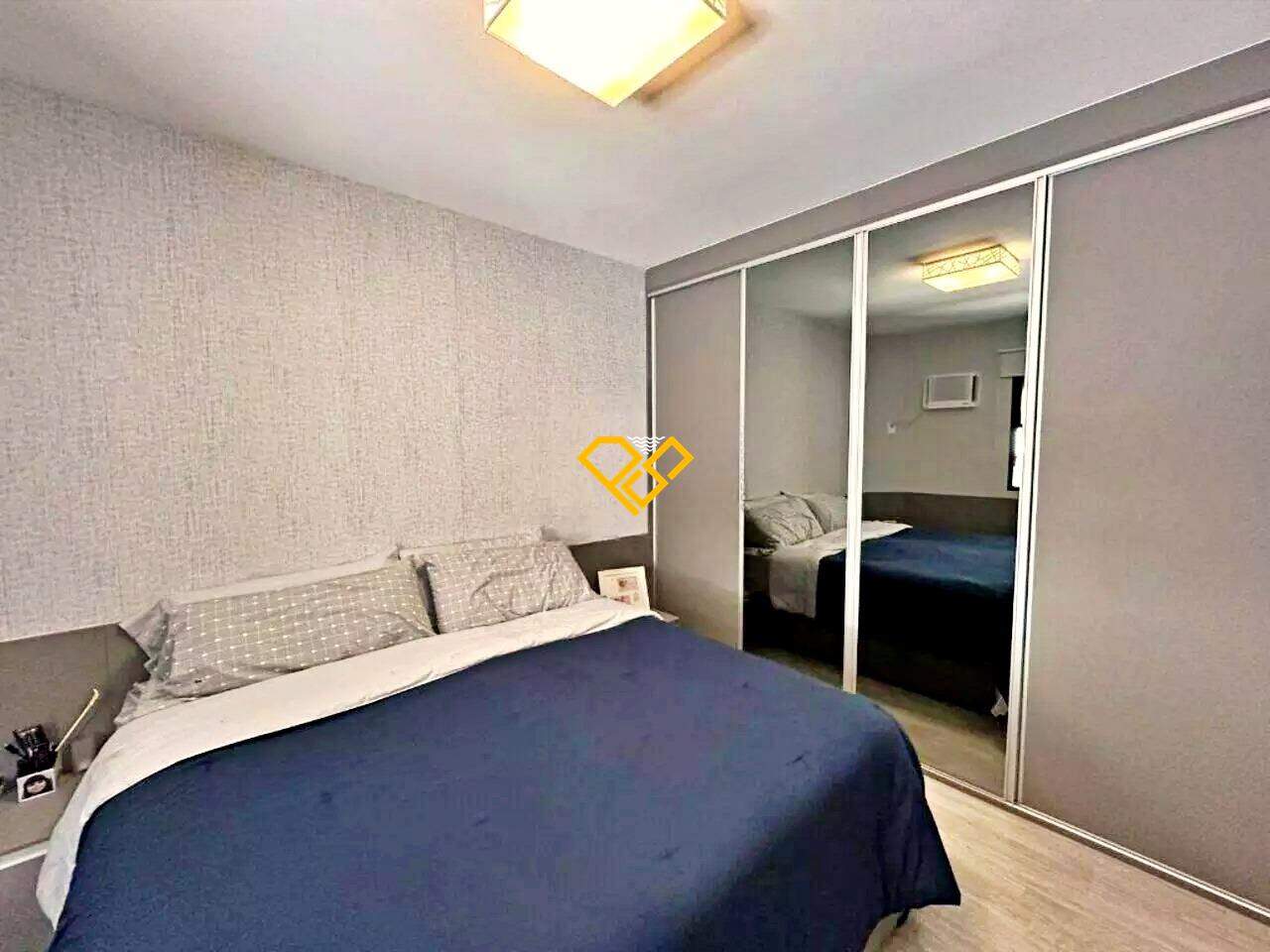 Apartamento à venda no Ponta da Praia: Dormitório 1 - suíte