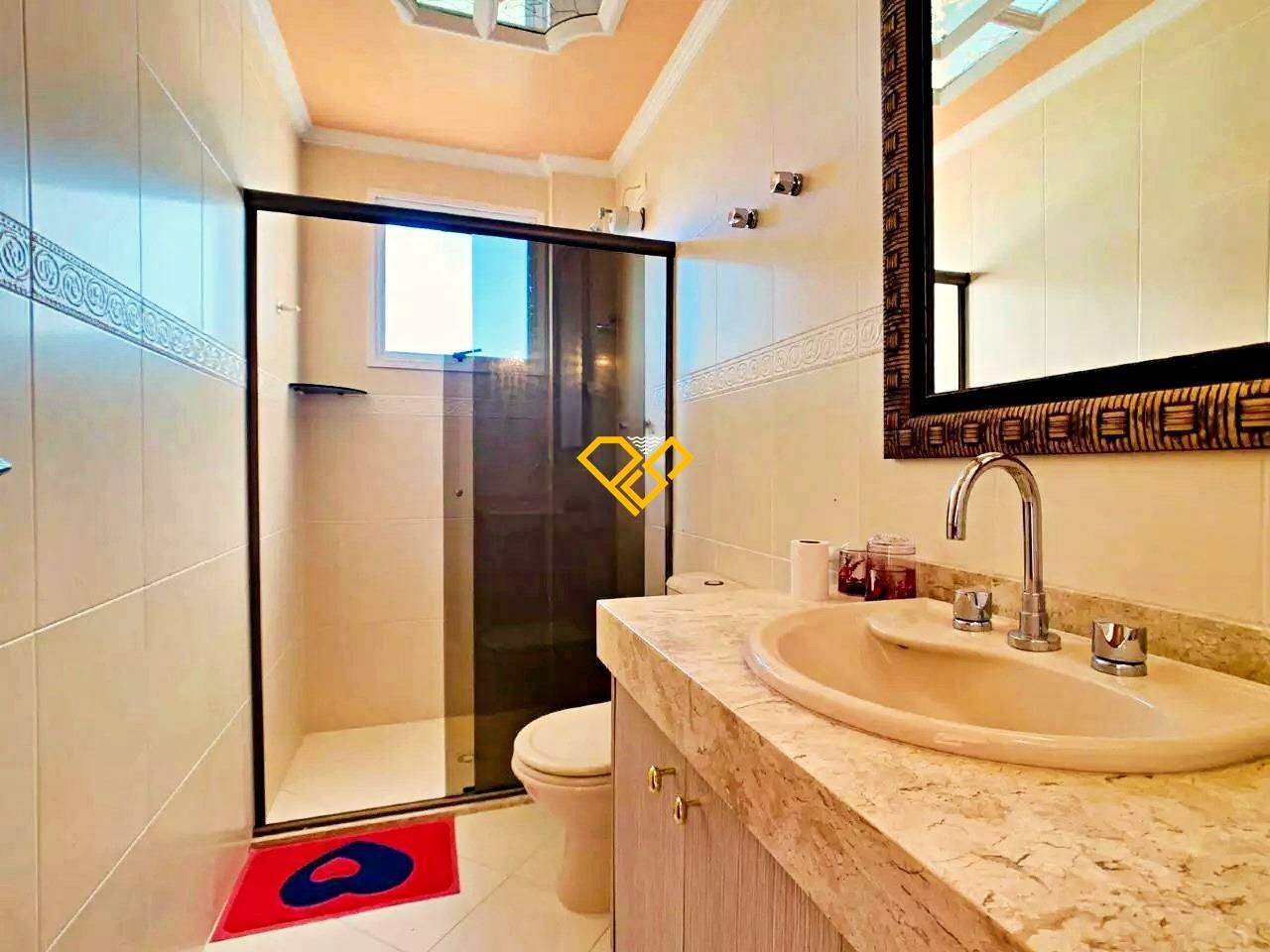Apartamento à venda no Embaré: Wc suíte