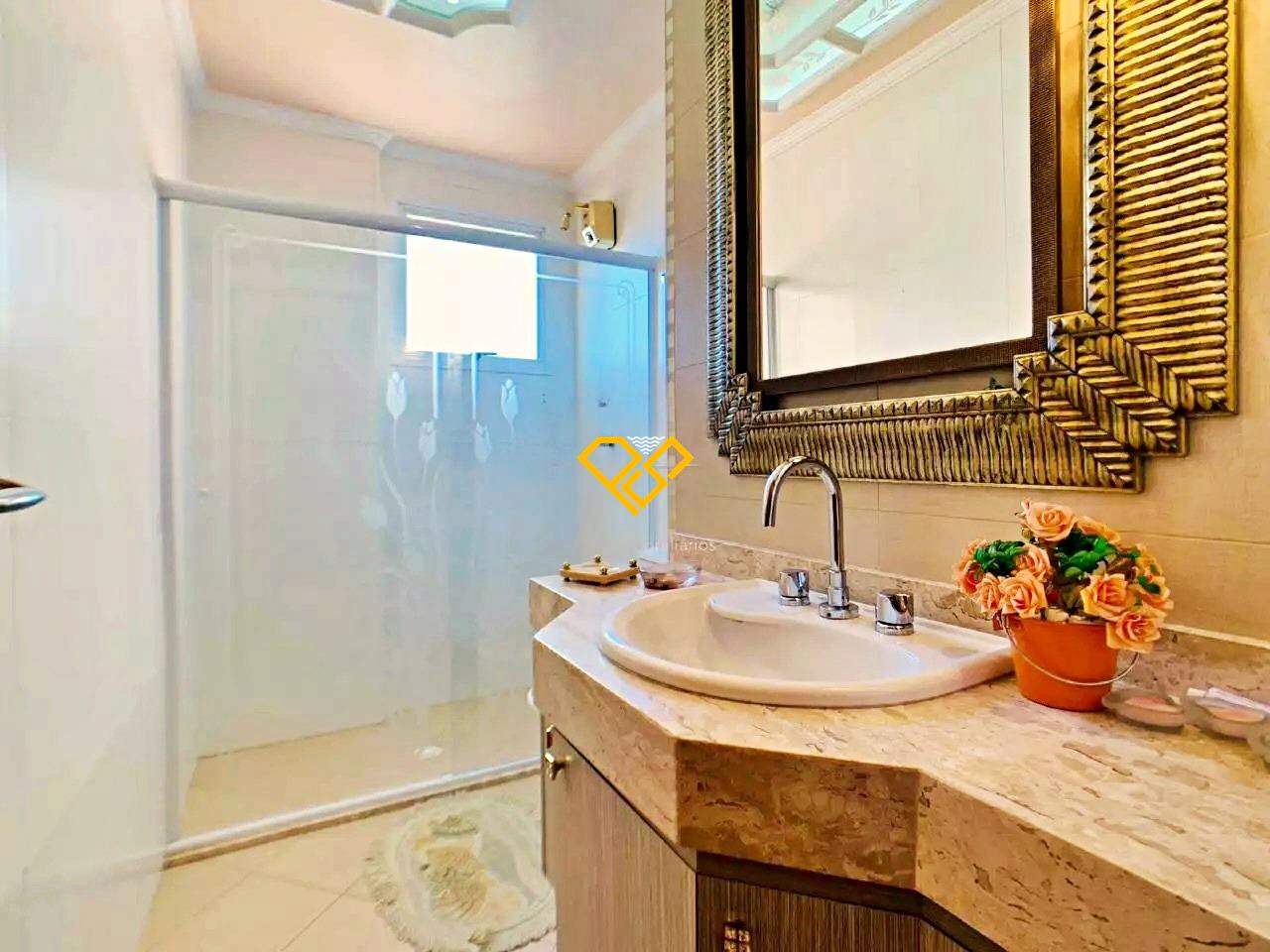 Apartamento à venda no Embaré: Wc social