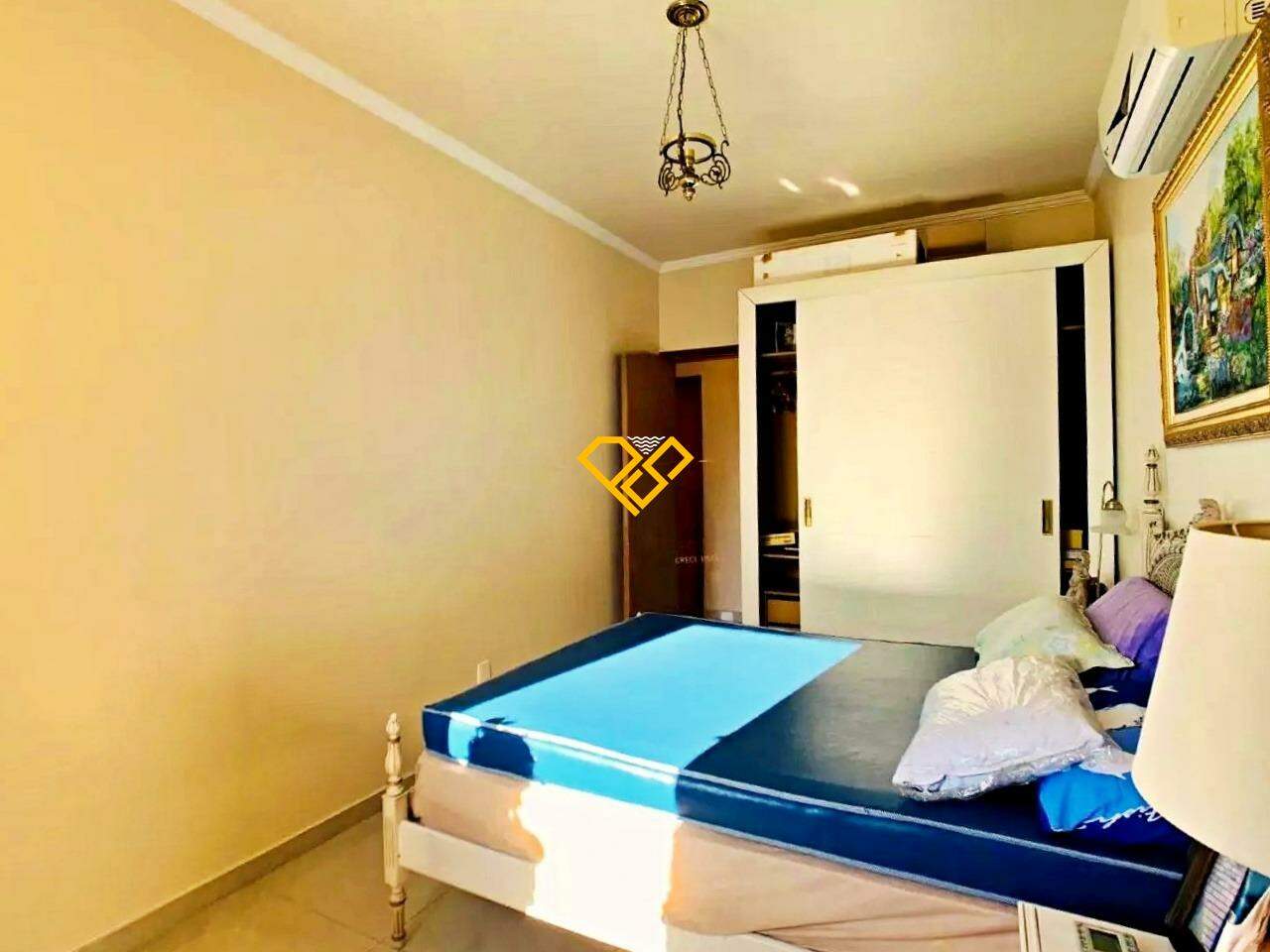 Apartamento à venda no Embaré: Dormitório 2
