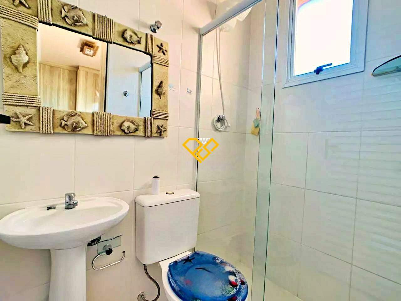 Apartamento à venda no Embaré: Wc de serviço