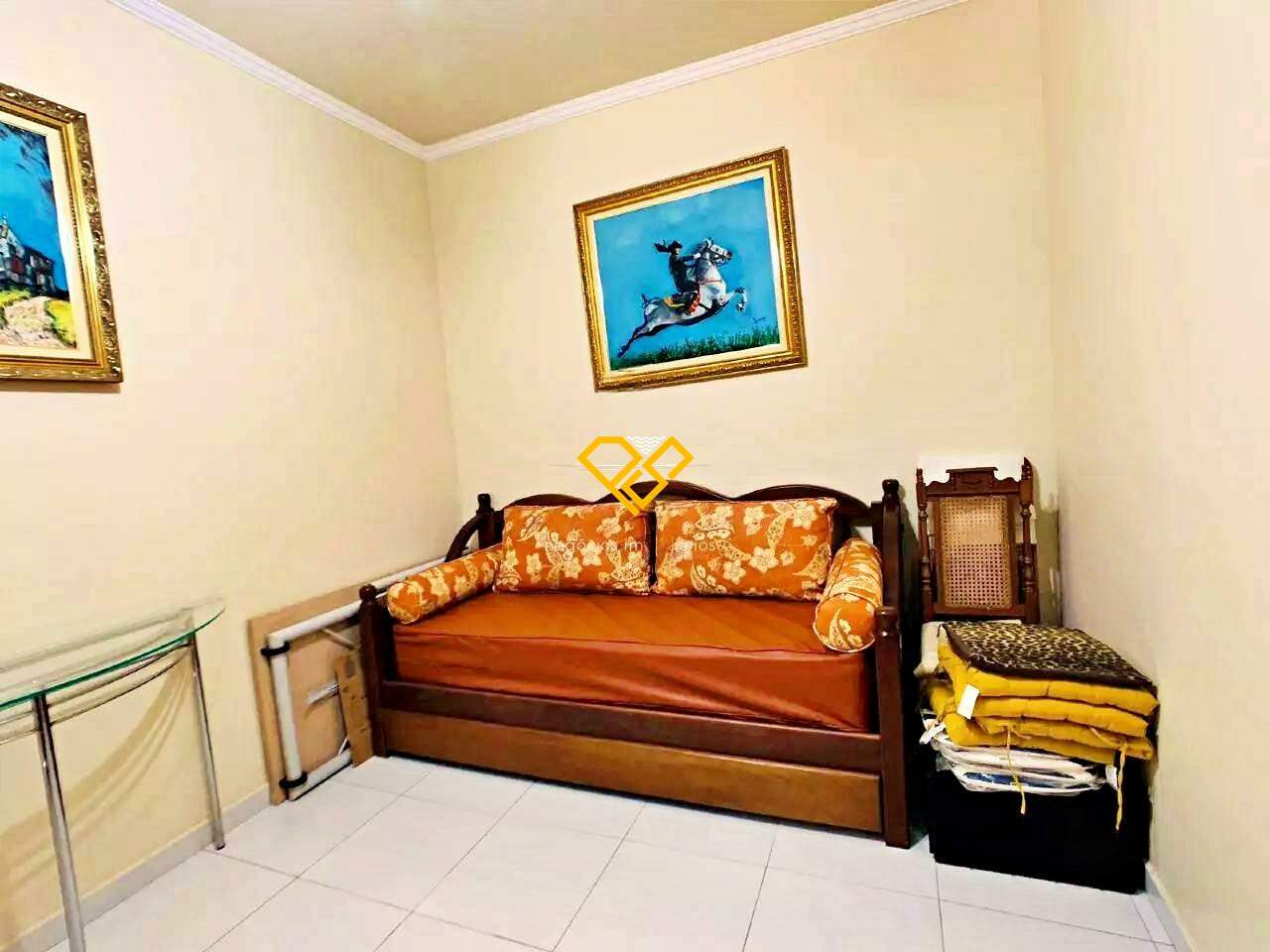 Apartamento à venda no Embaré: Dependência