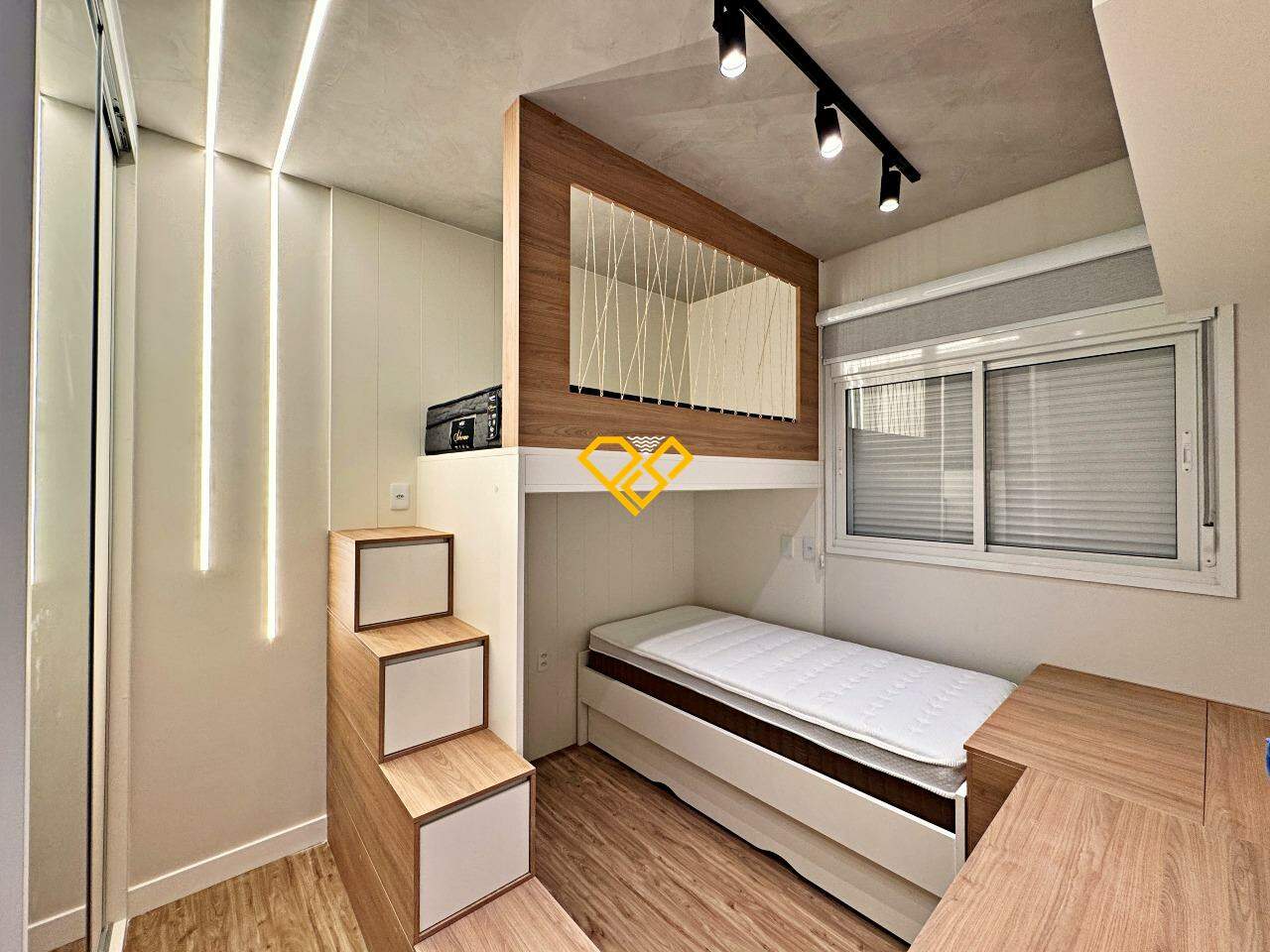 Cobertura à venda no Embaré: Suíte 2 - 1° piso