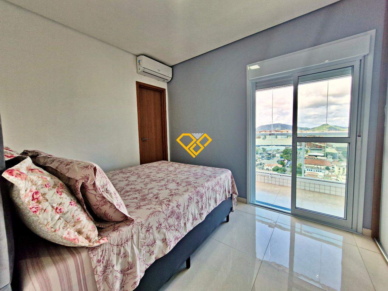 Apartamento à venda no Ponta da Praia: Dormitório 1 - suíte
