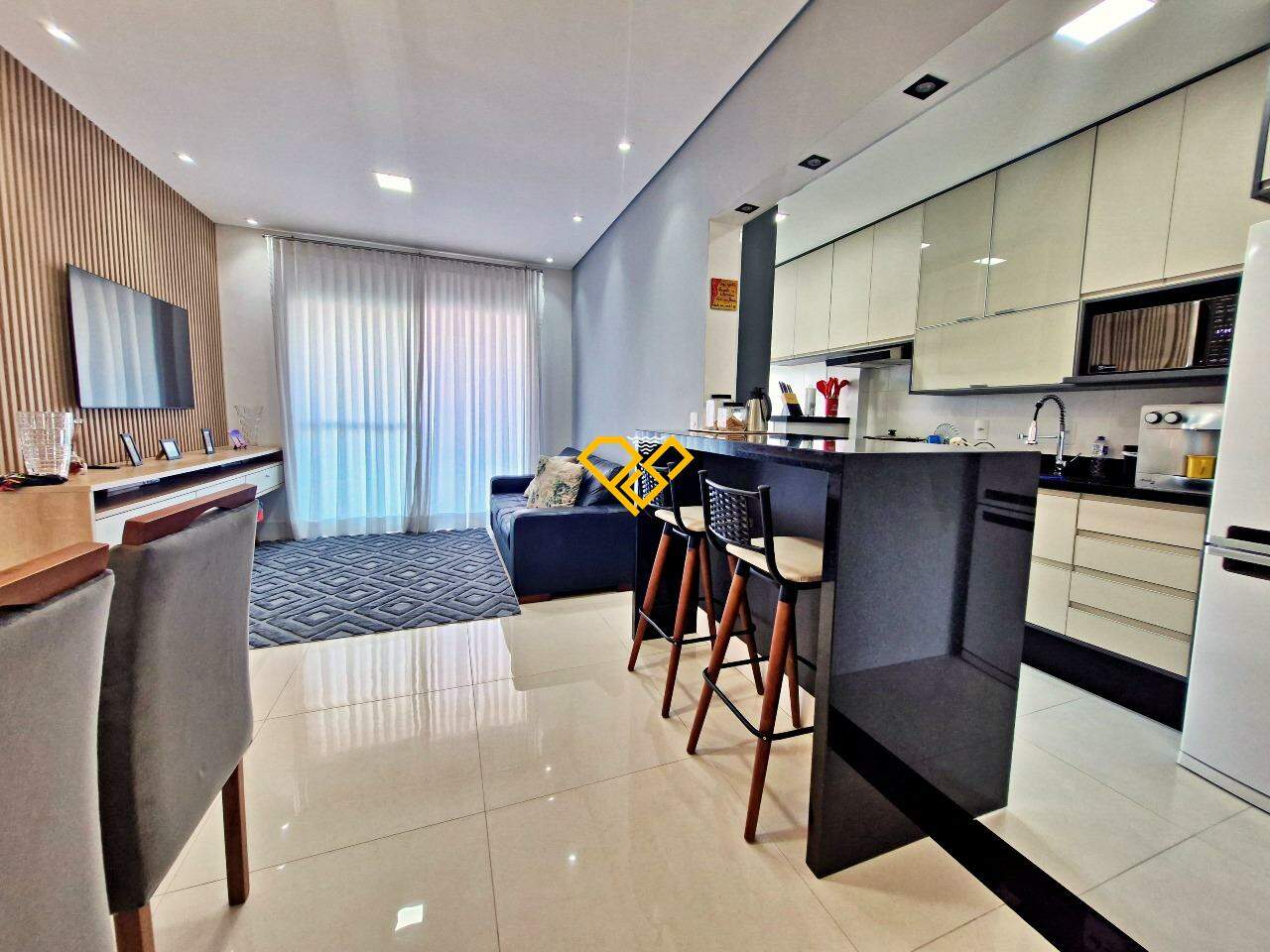 Apartamento à venda no Ponta da Praia: Sala