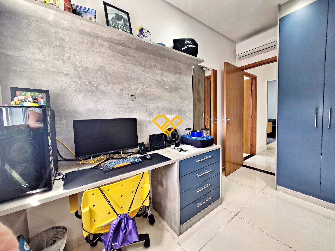 Apartamento à venda no Ponta da Praia: Dormitório 2