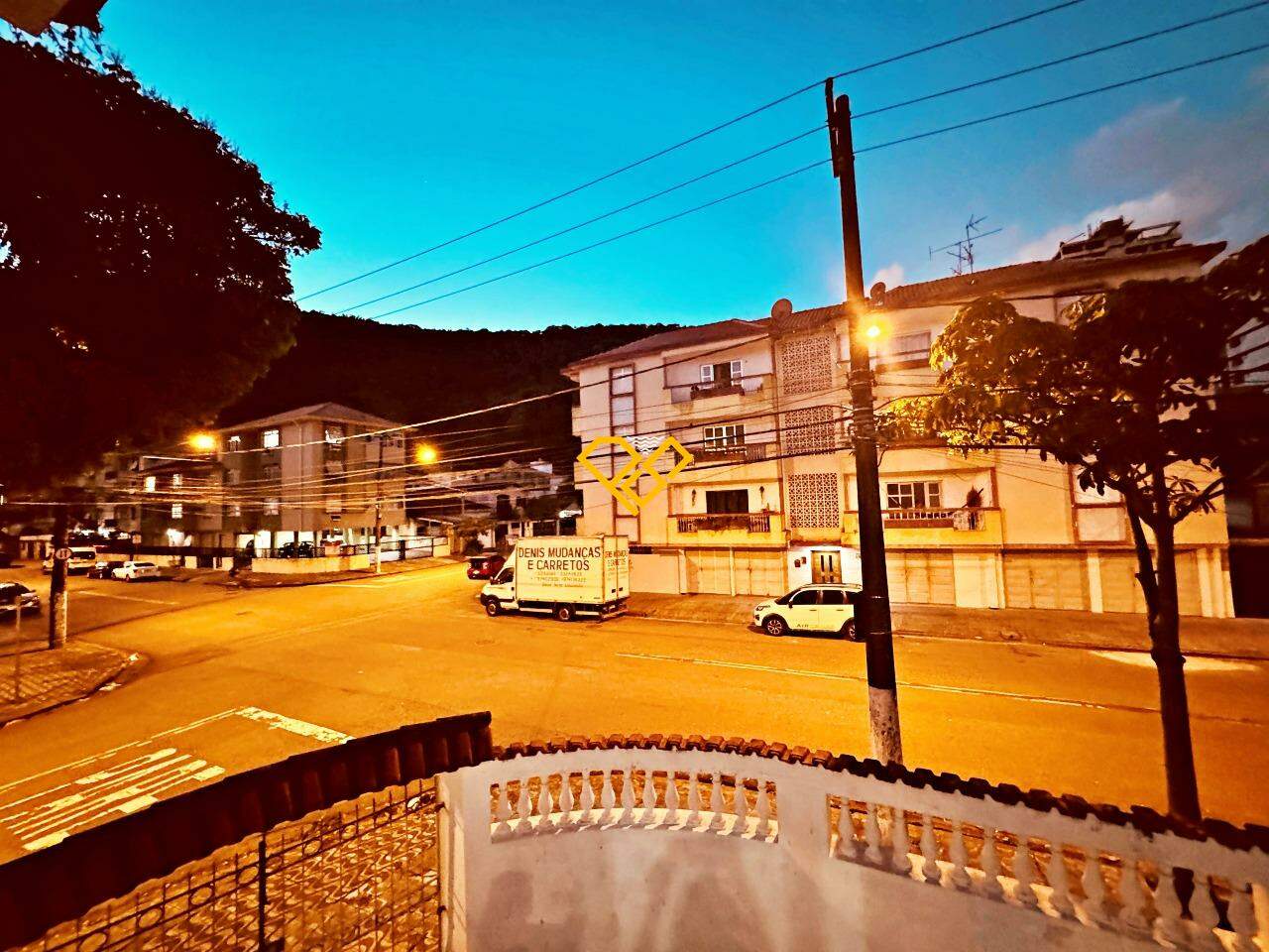 Sobrado à venda no Marapé: Vista do dormitório 1