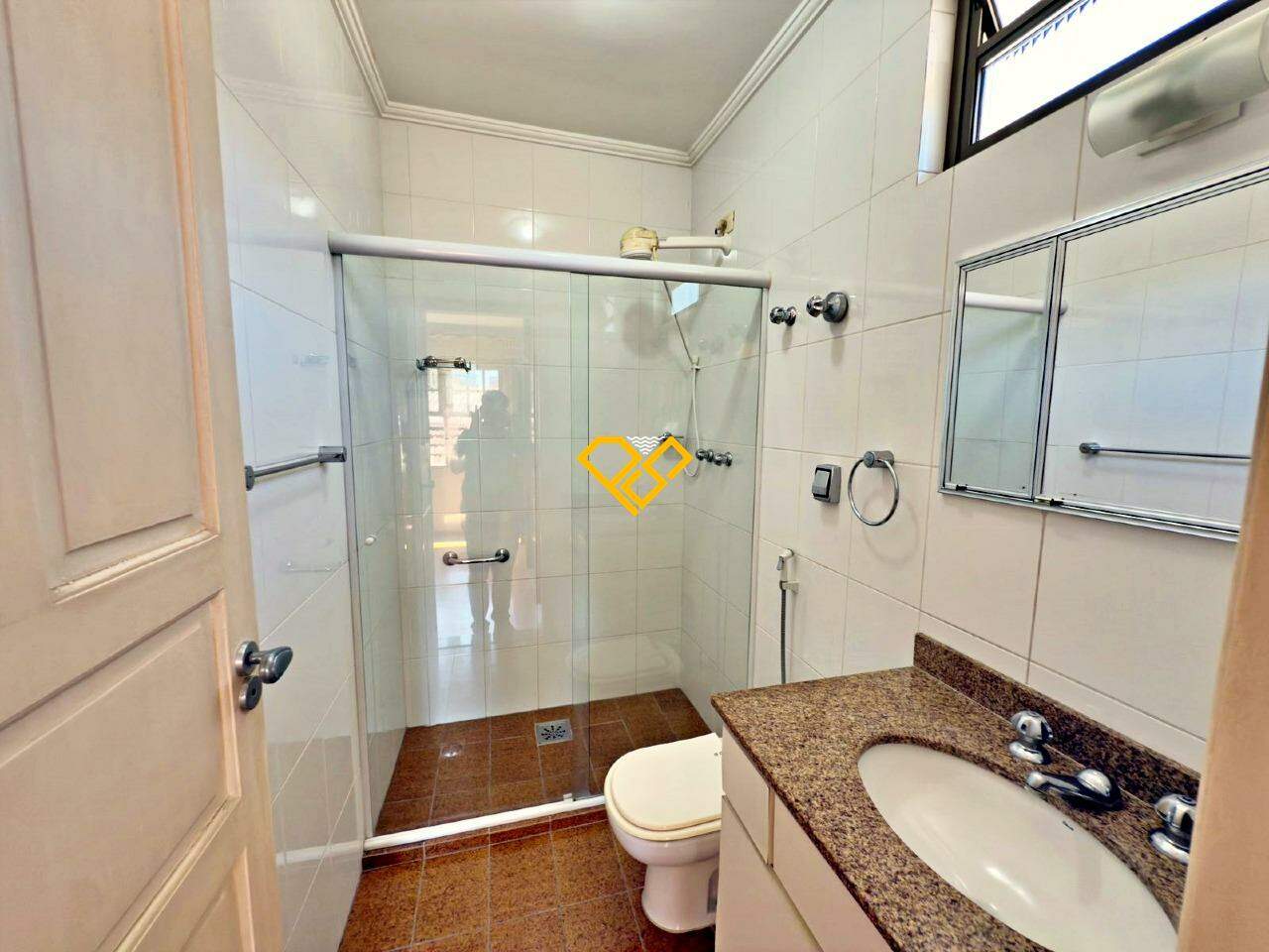 Casa à venda no Embaré: Wc suíte