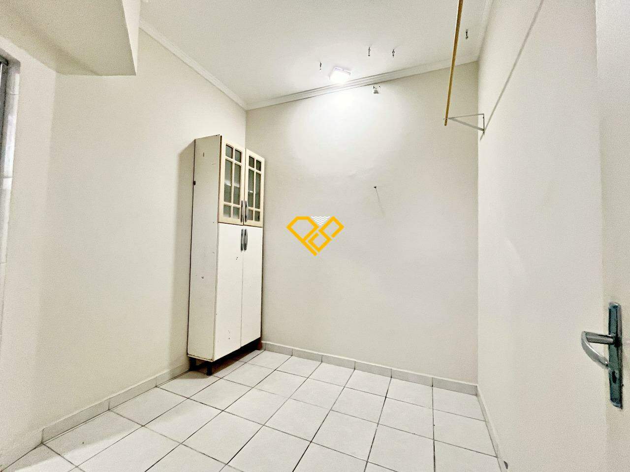 Apartamento Duplex para aluguel no Campo Grande: Dependência