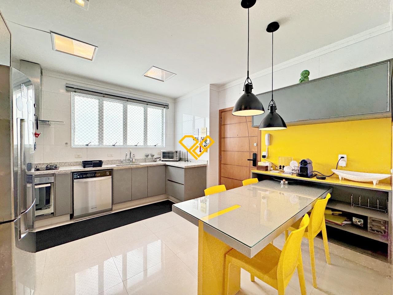 Cobertura à venda no Boqueirão: Cozinha