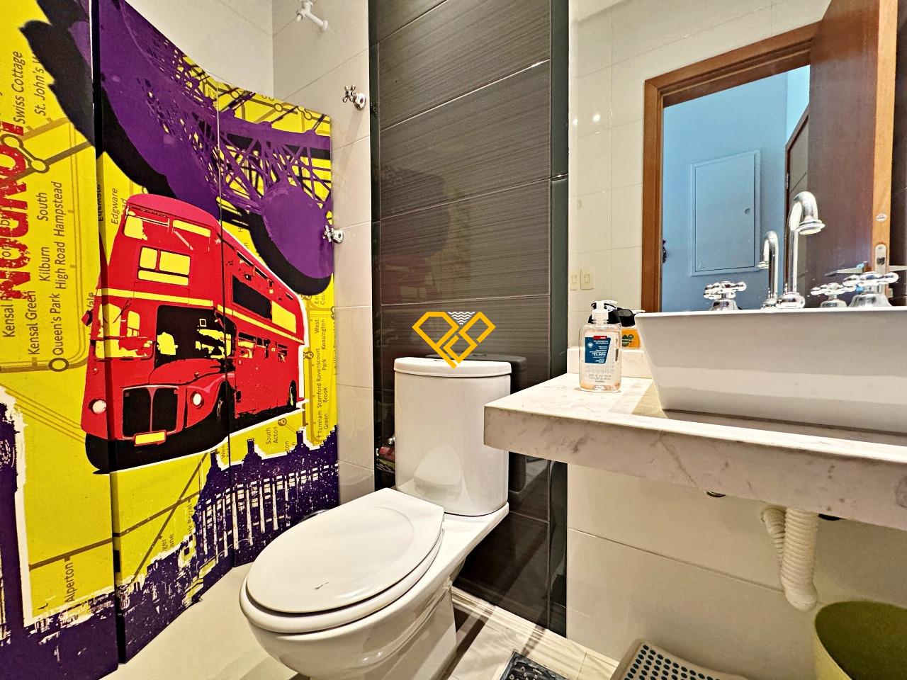 Cobertura à venda no Boqueirão: Lavabo da área gourmet