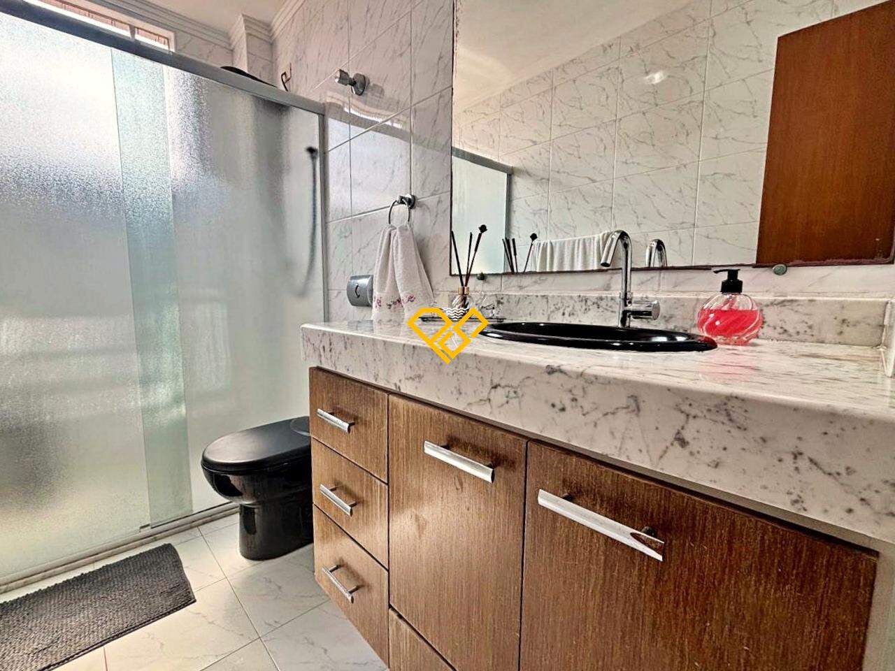 Apartamento à venda no Campo Grande: Wc social
