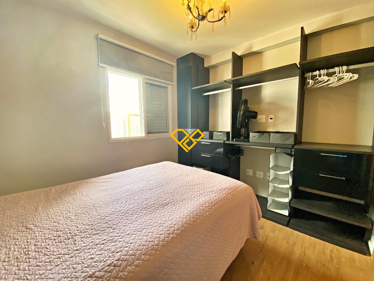 Apartamento à venda no Embaré: Dormitório - suíte