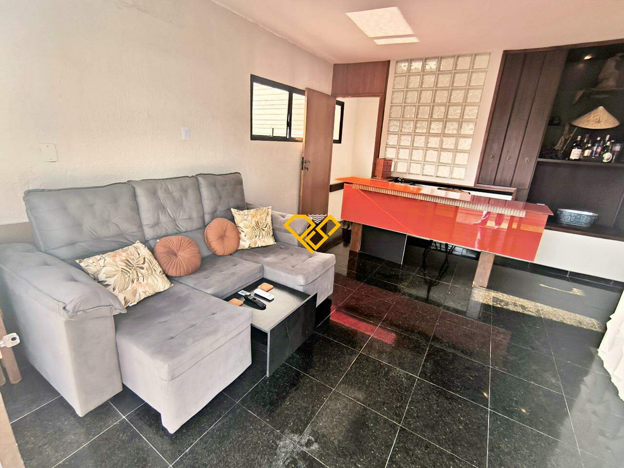 Cobertura à venda no Aparecida: Sala 2° piso