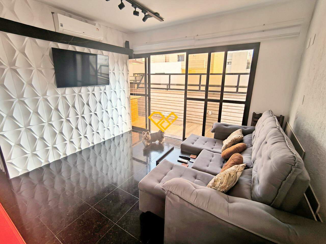 Cobertura à venda no Aparecida: Sala 2° piso