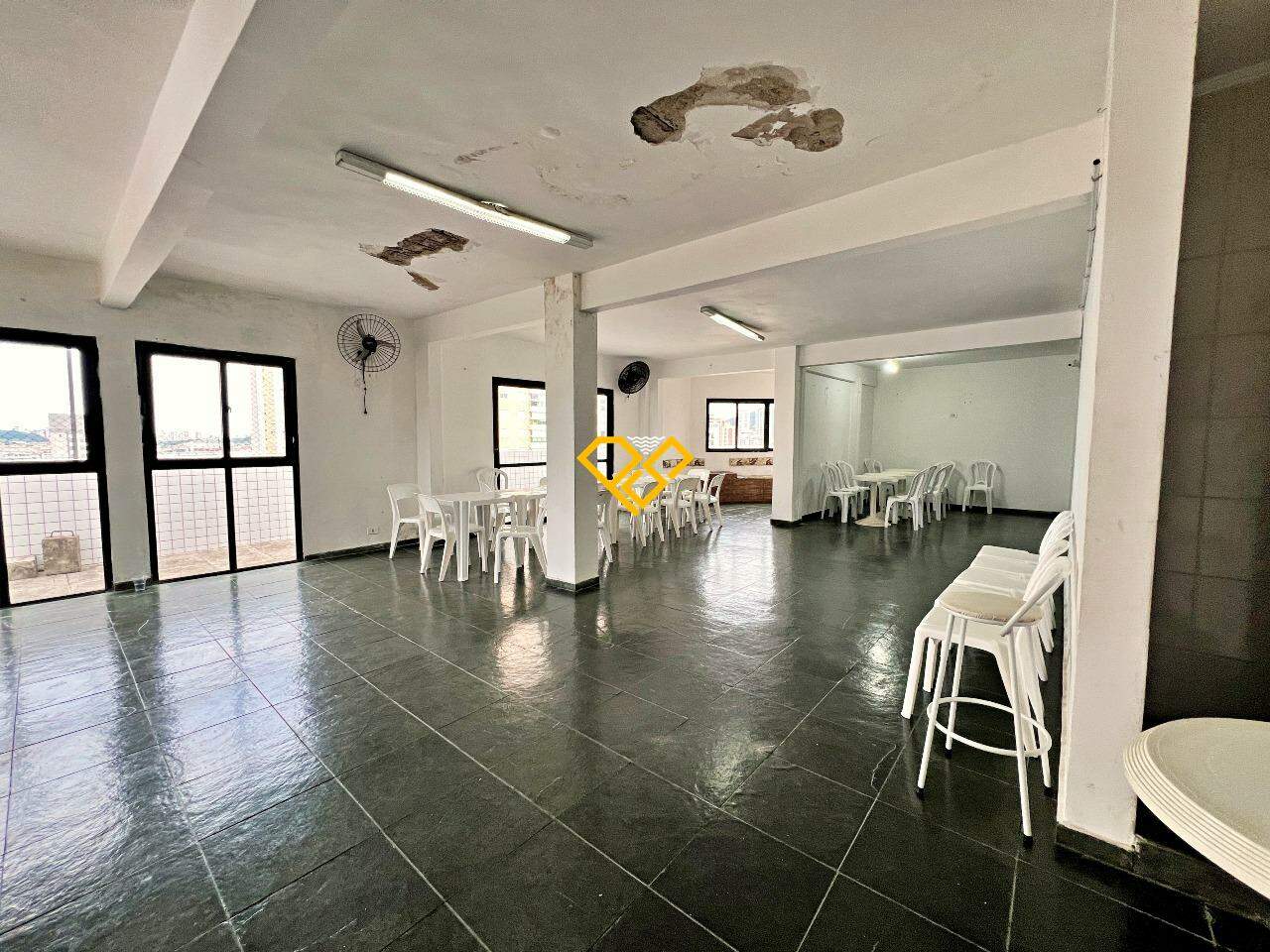 Apartamento à venda no Ponta da Praia: