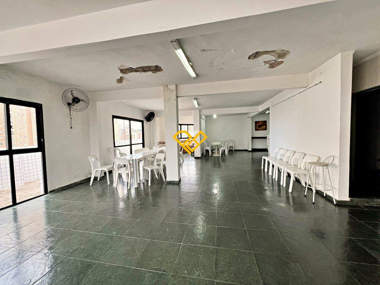 Apartamento à venda no Ponta da Praia:
