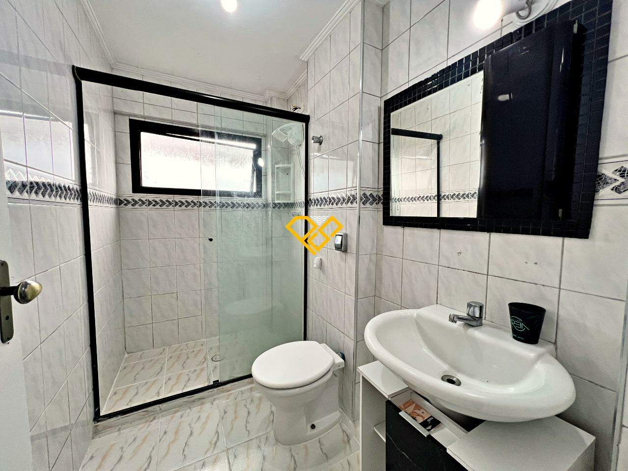 Apartamento à venda no Ponta da Praia: Wc social