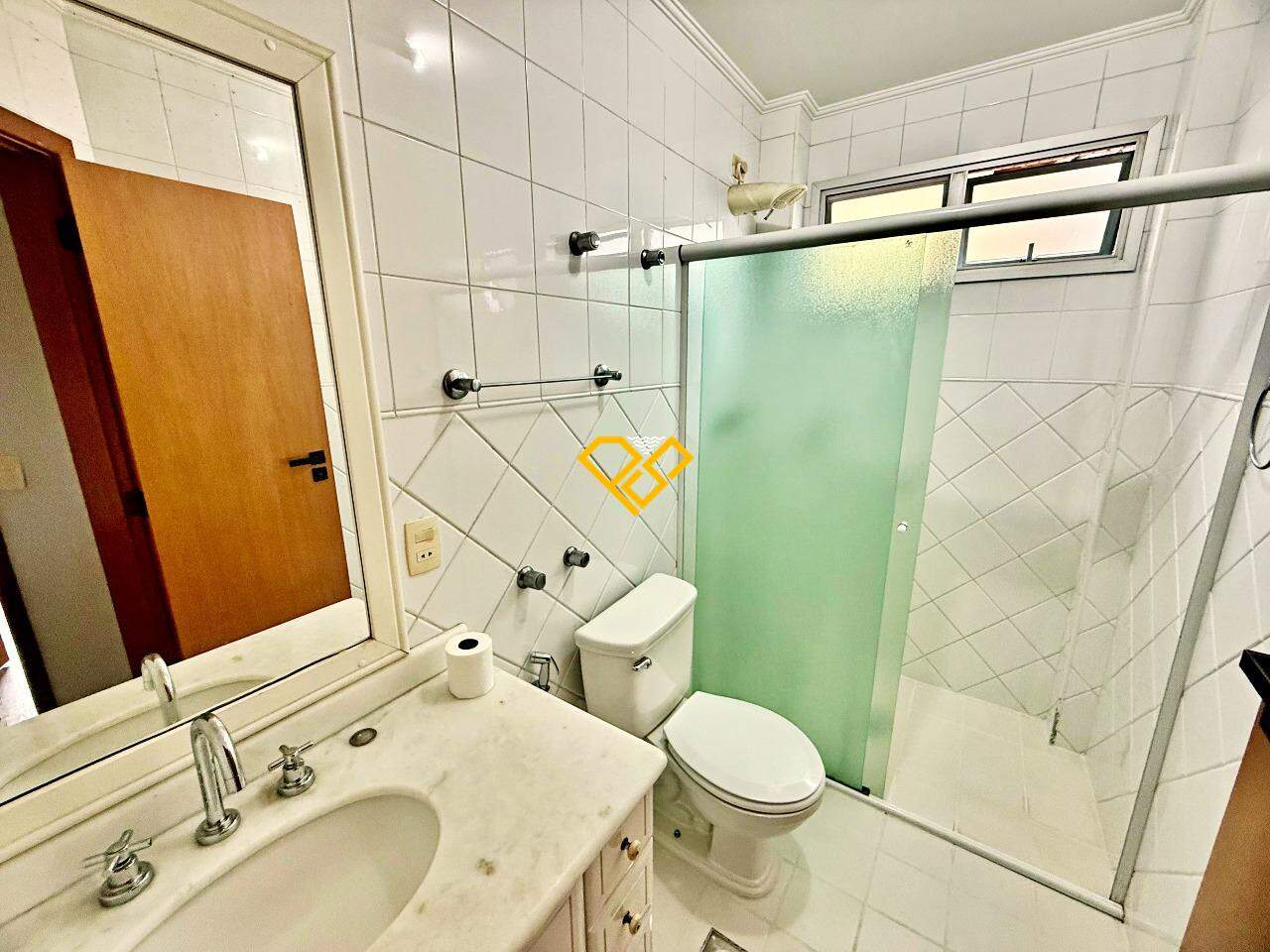 Apartamento à venda no Gonzaga: Wc social
