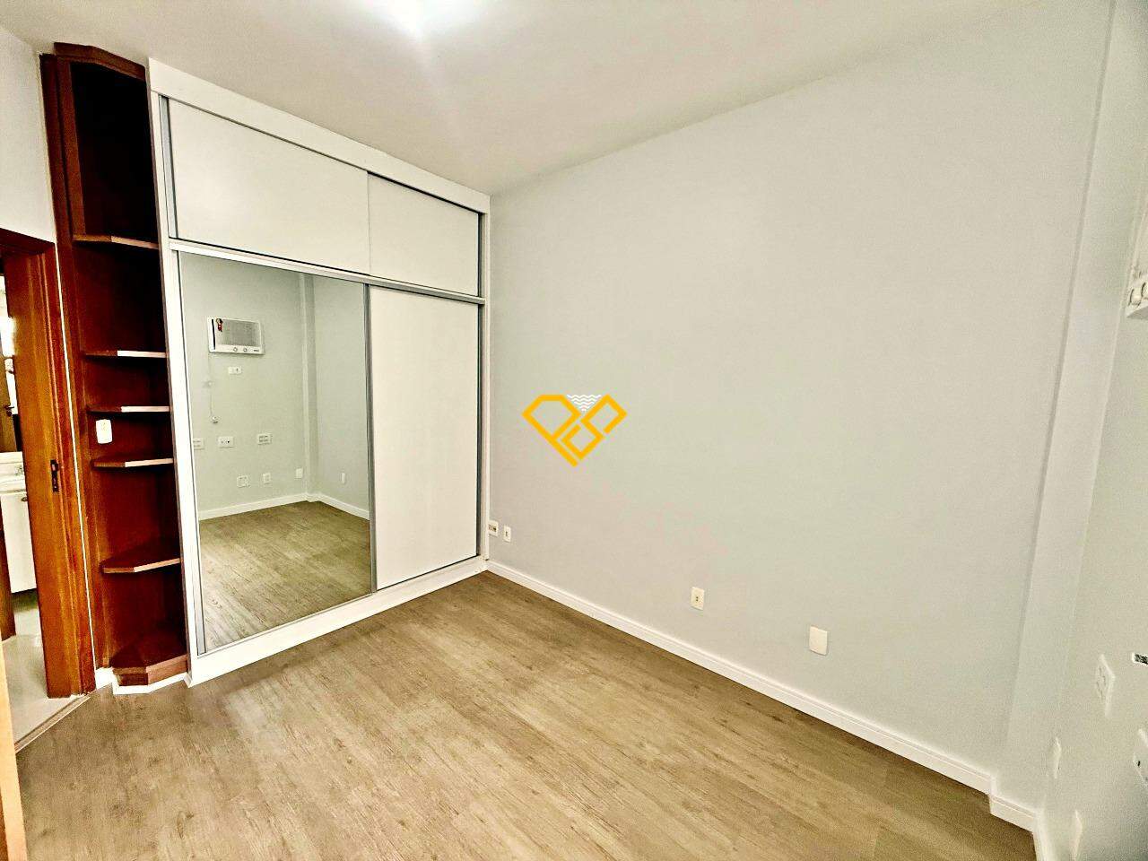 Apartamento à venda no Gonzaga: Dormitório 4