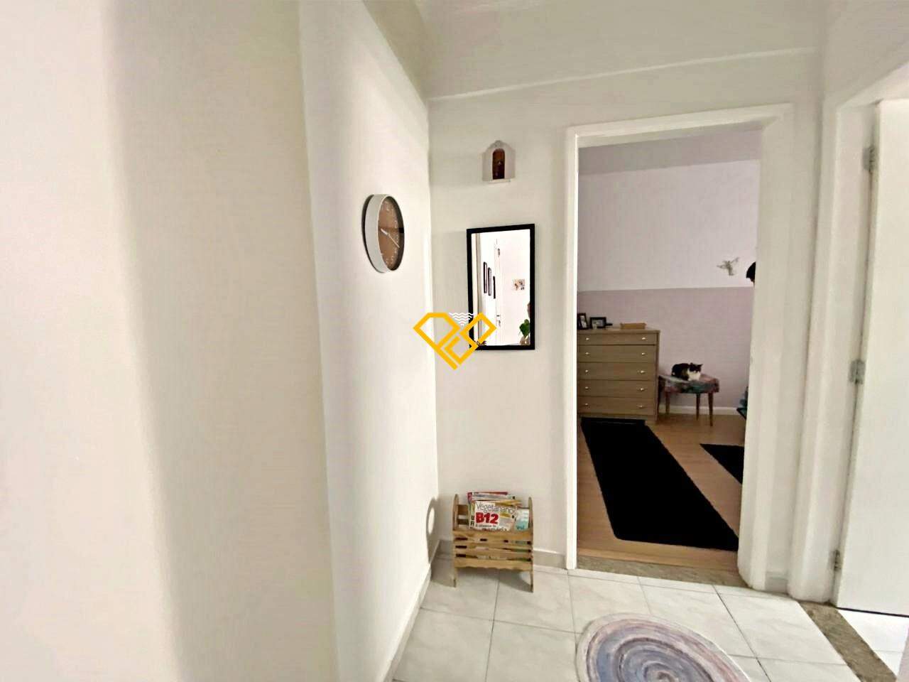 Apartamento à venda no Embaré: Área íntima