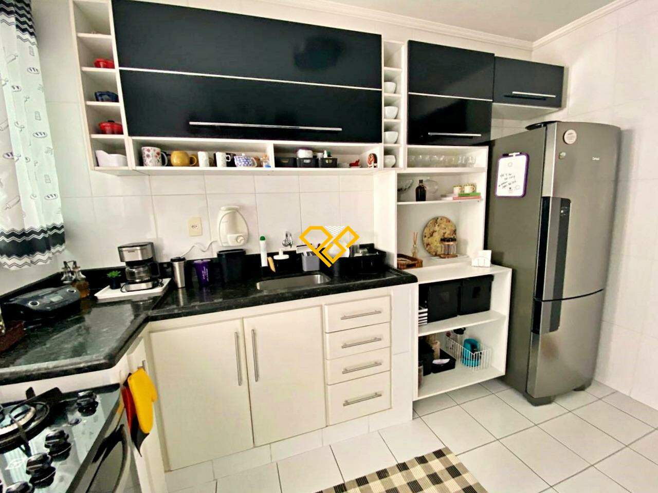 Apartamento à venda no Embaré: Cozinha