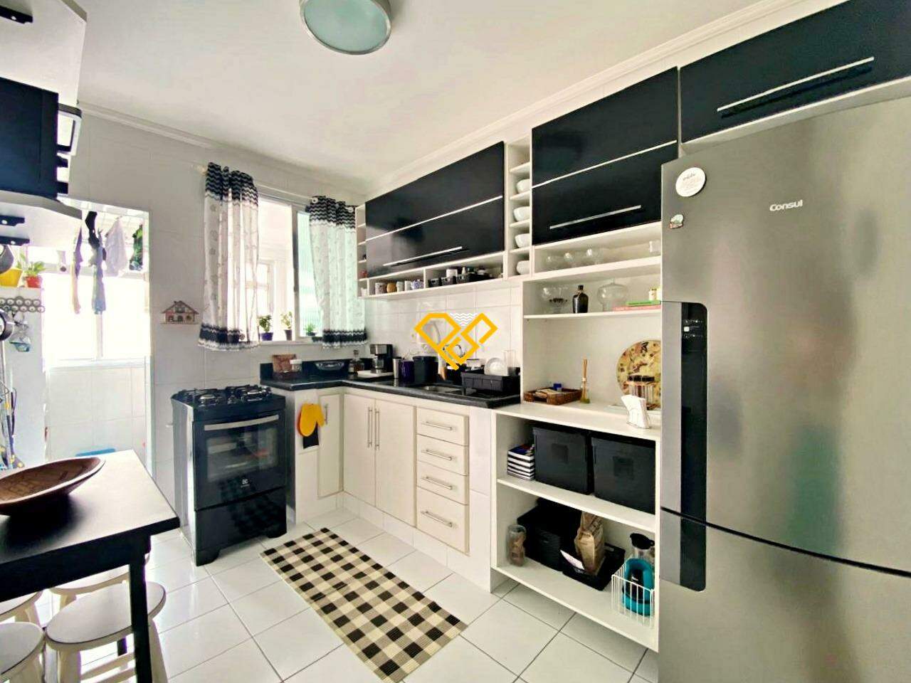 Apartamento à venda no Embaré: Cozinha