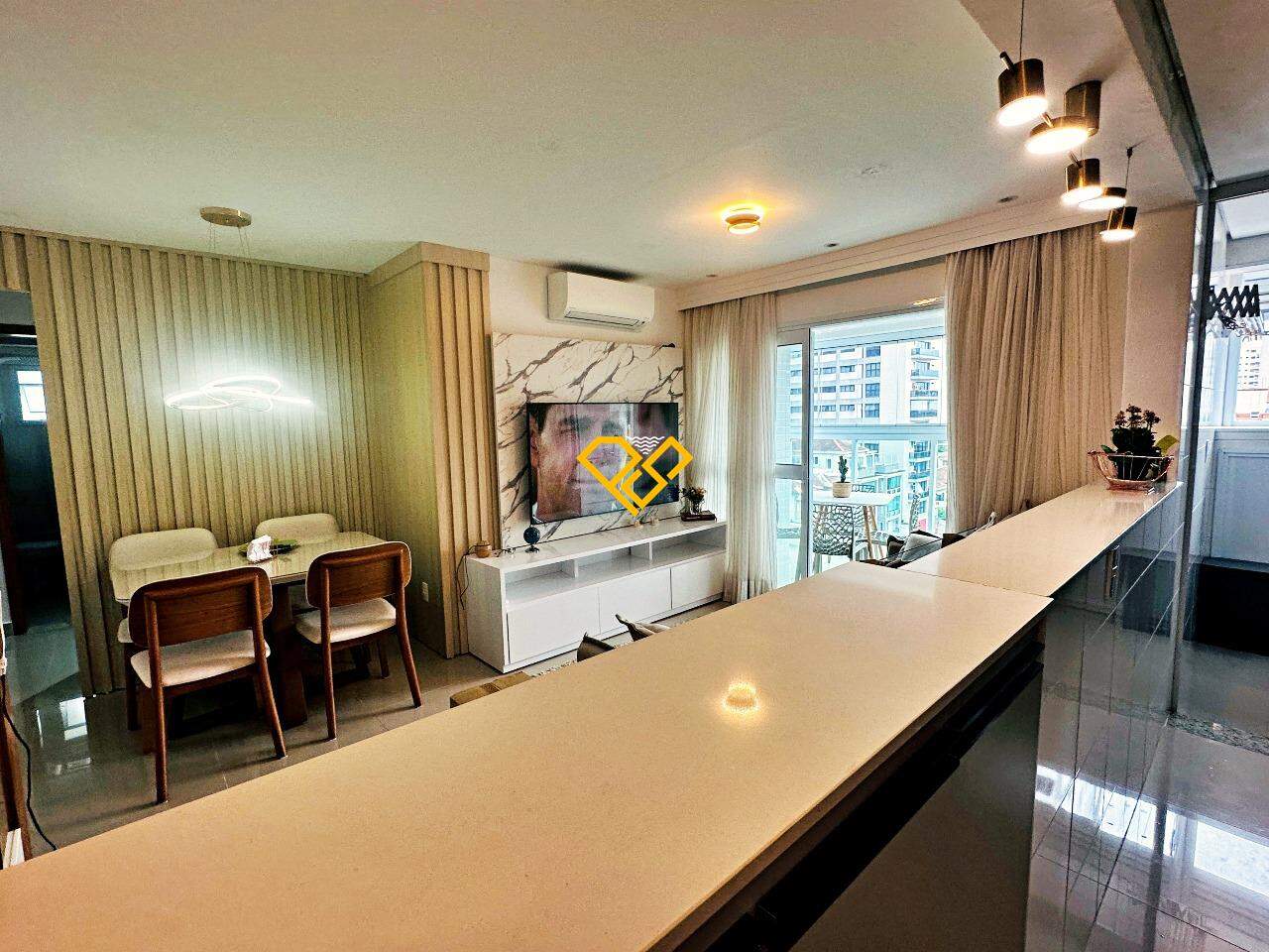 Apartamento para aluguel no Embaré: Sala