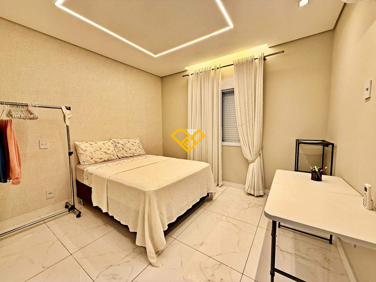Apartamento à venda no Ponta da Praia: Dormitório 1 - suíte