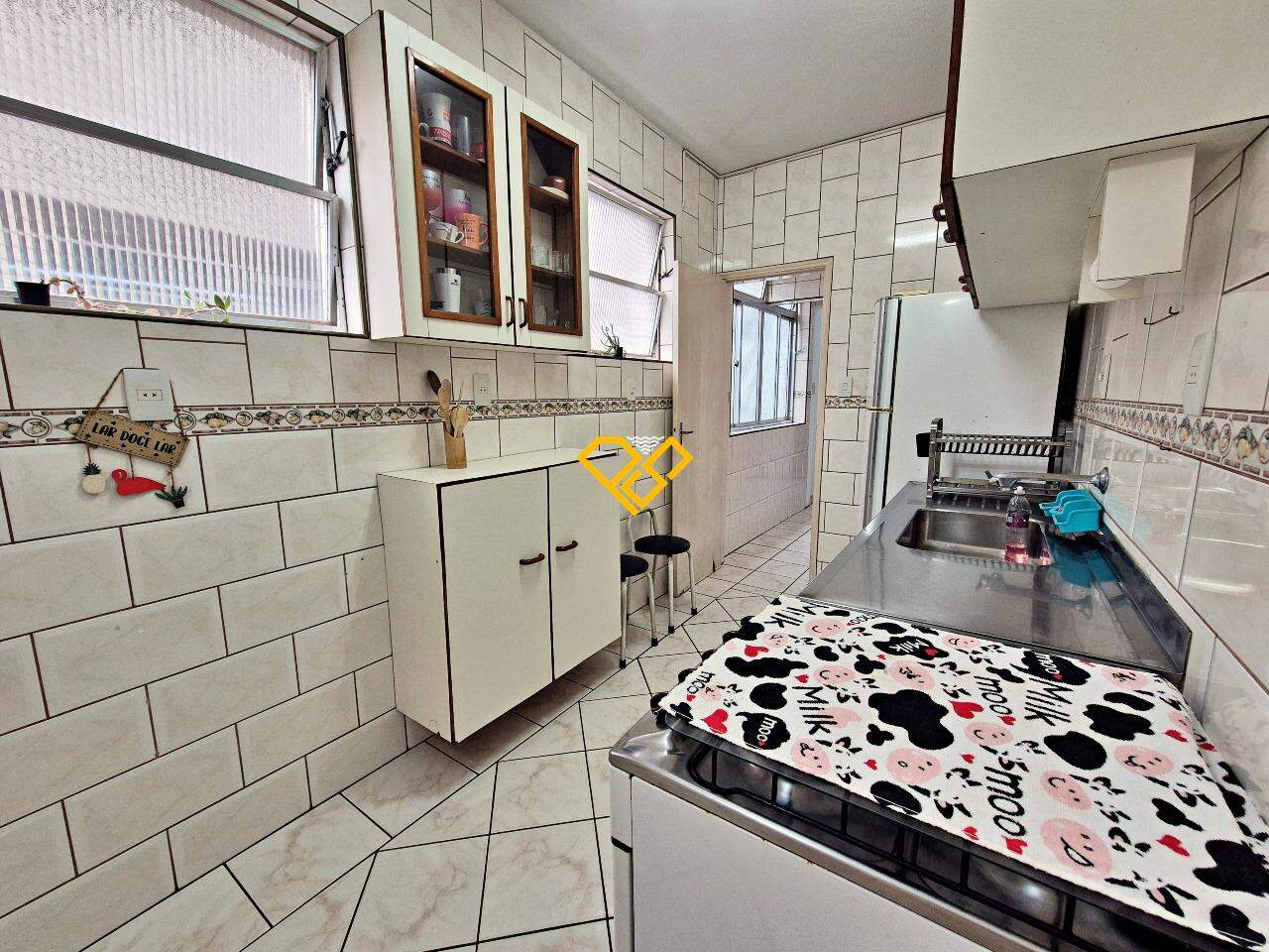 Apartamento à venda no Gonzaga: Cozinha