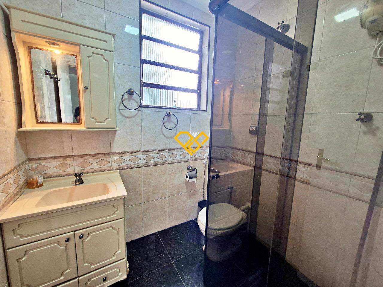 Apartamento à venda no Gonzaga: Wc social