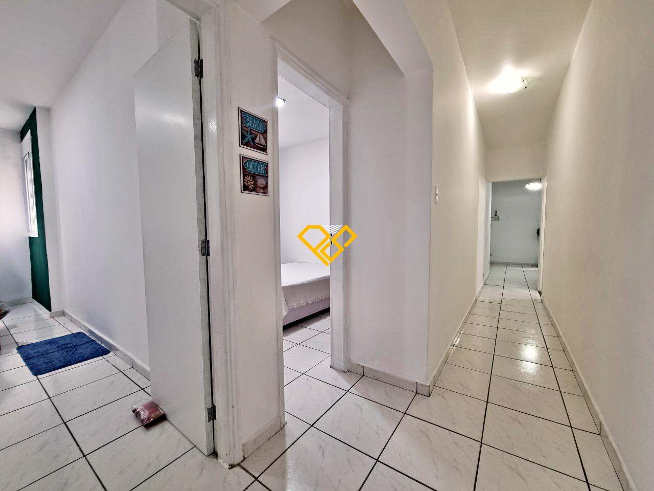 Apartamento à venda no Gonzaga: Hall da área íntima