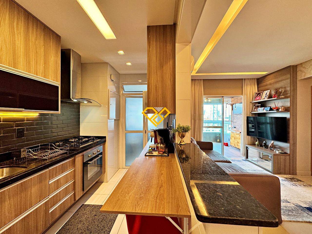 Apartamento à venda no José Menino: Sala e cozinha