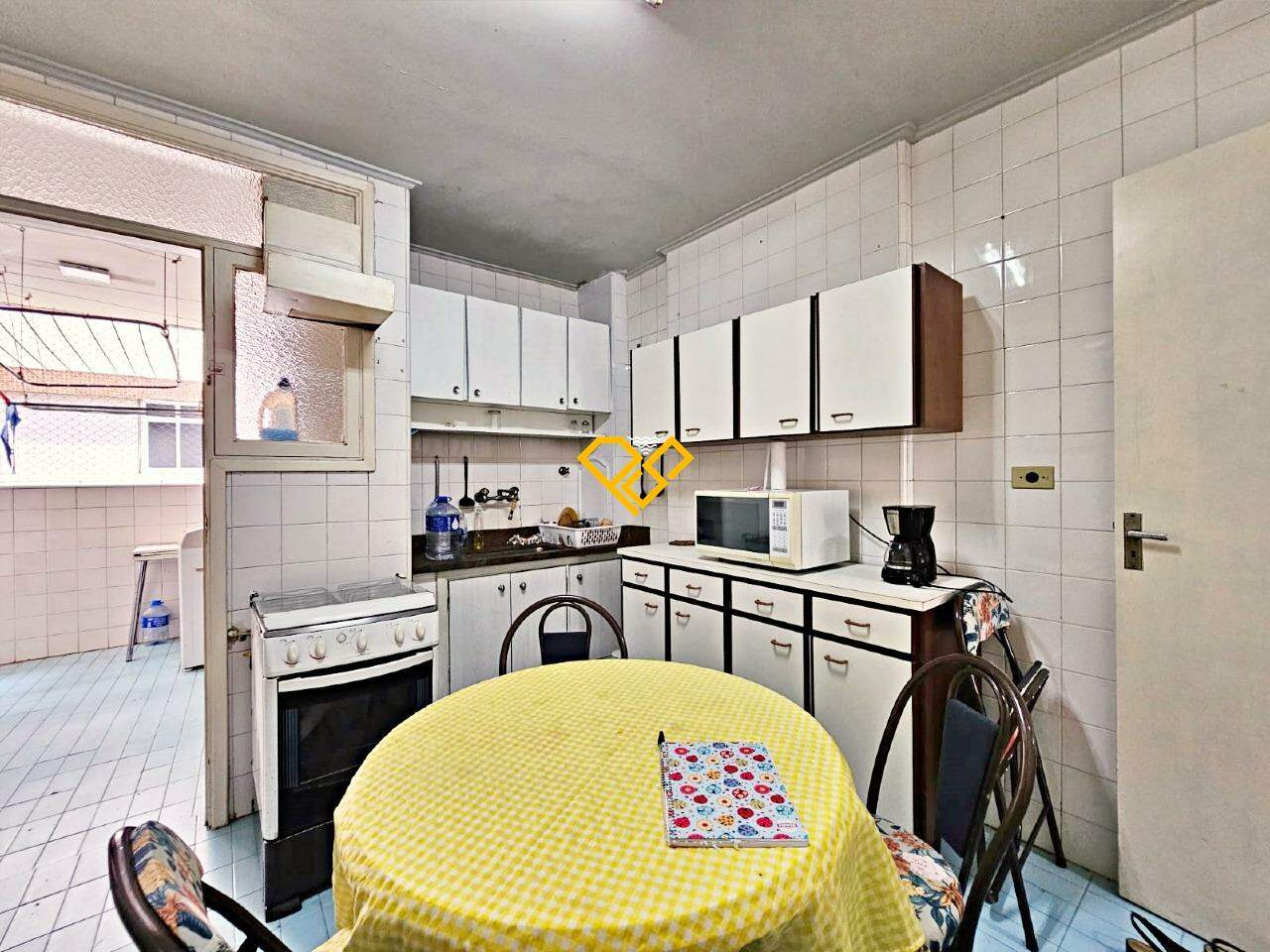Apartamento para aluguel no Gonzaga: Cozinha