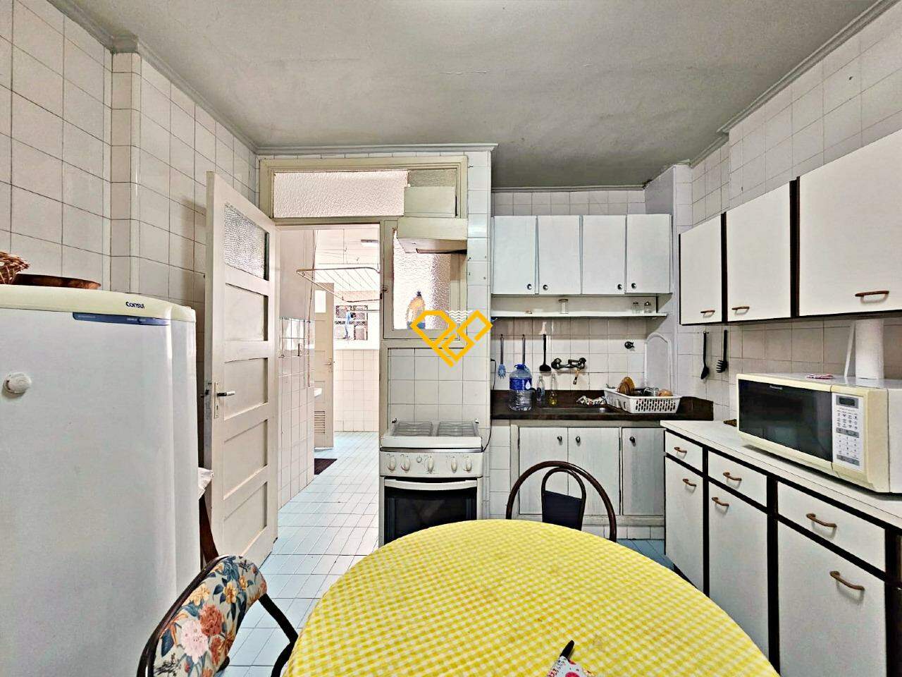 Apartamento para aluguel no Gonzaga: Cozinha