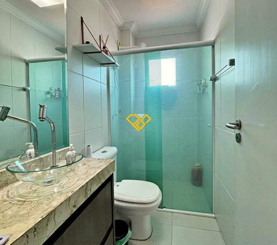 Apartamento à venda no Ponta da Praia: Wc social