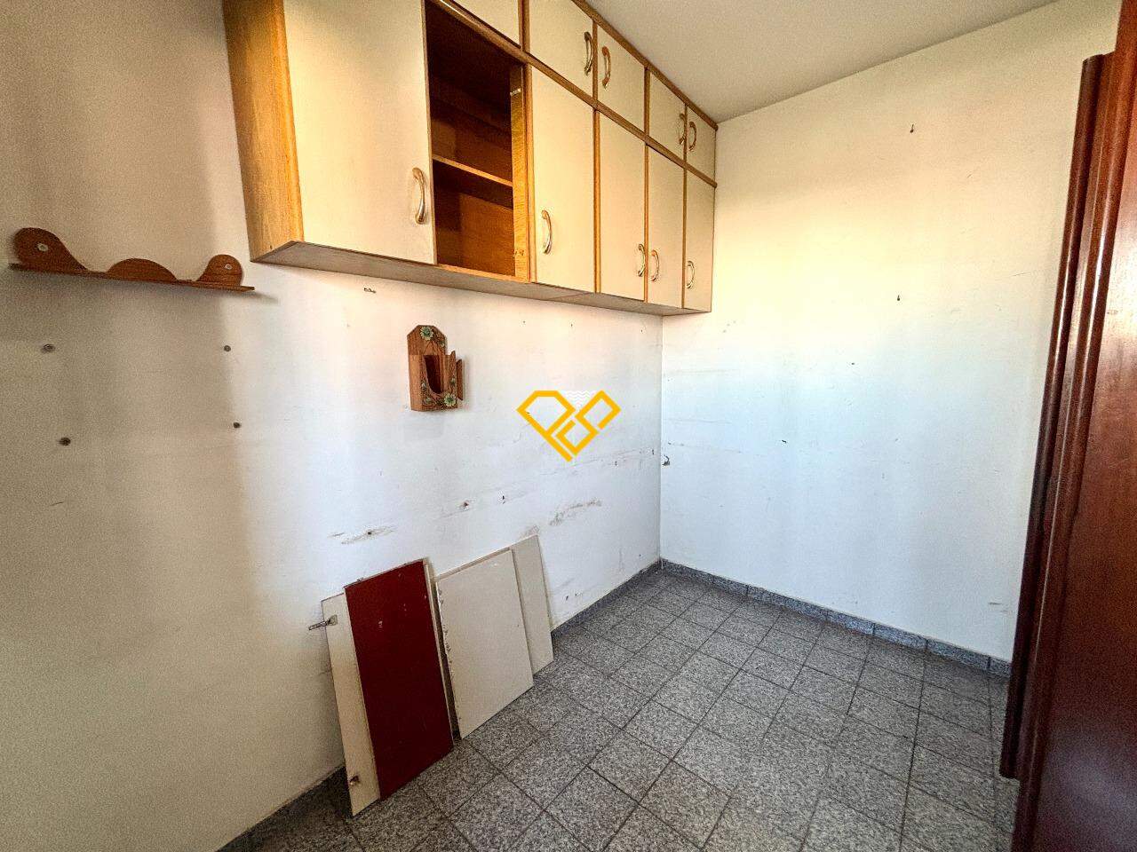 Apartamento à venda no Marapé: Dependência