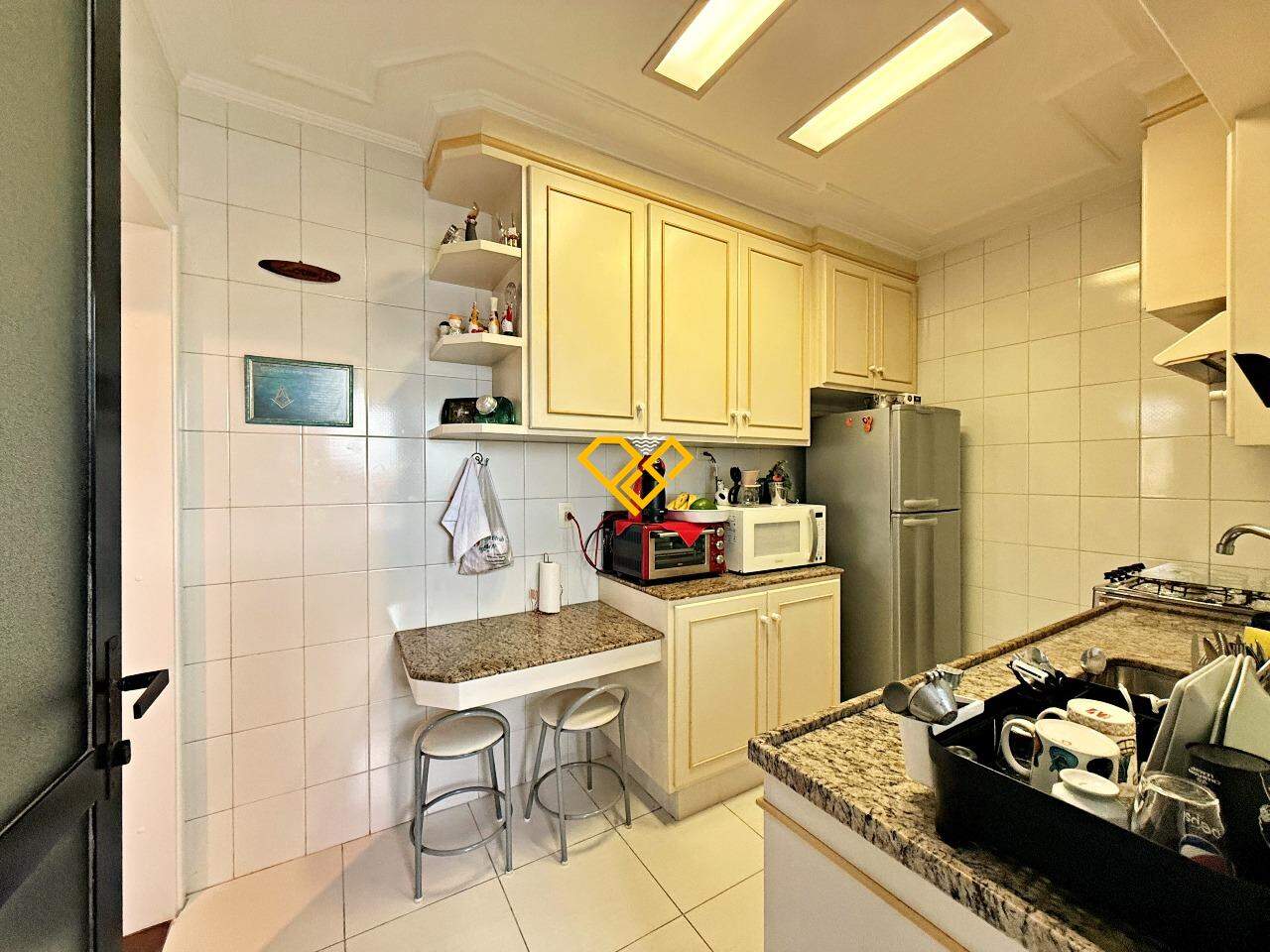 Cobertura à venda no Pompéia: Cozinha