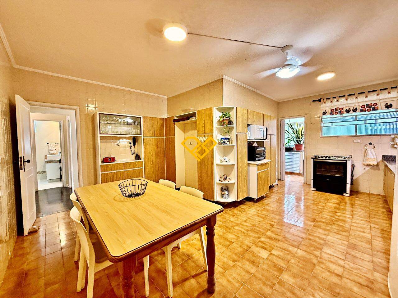 Apartamento à venda no Ponta da Praia: Cozinha
