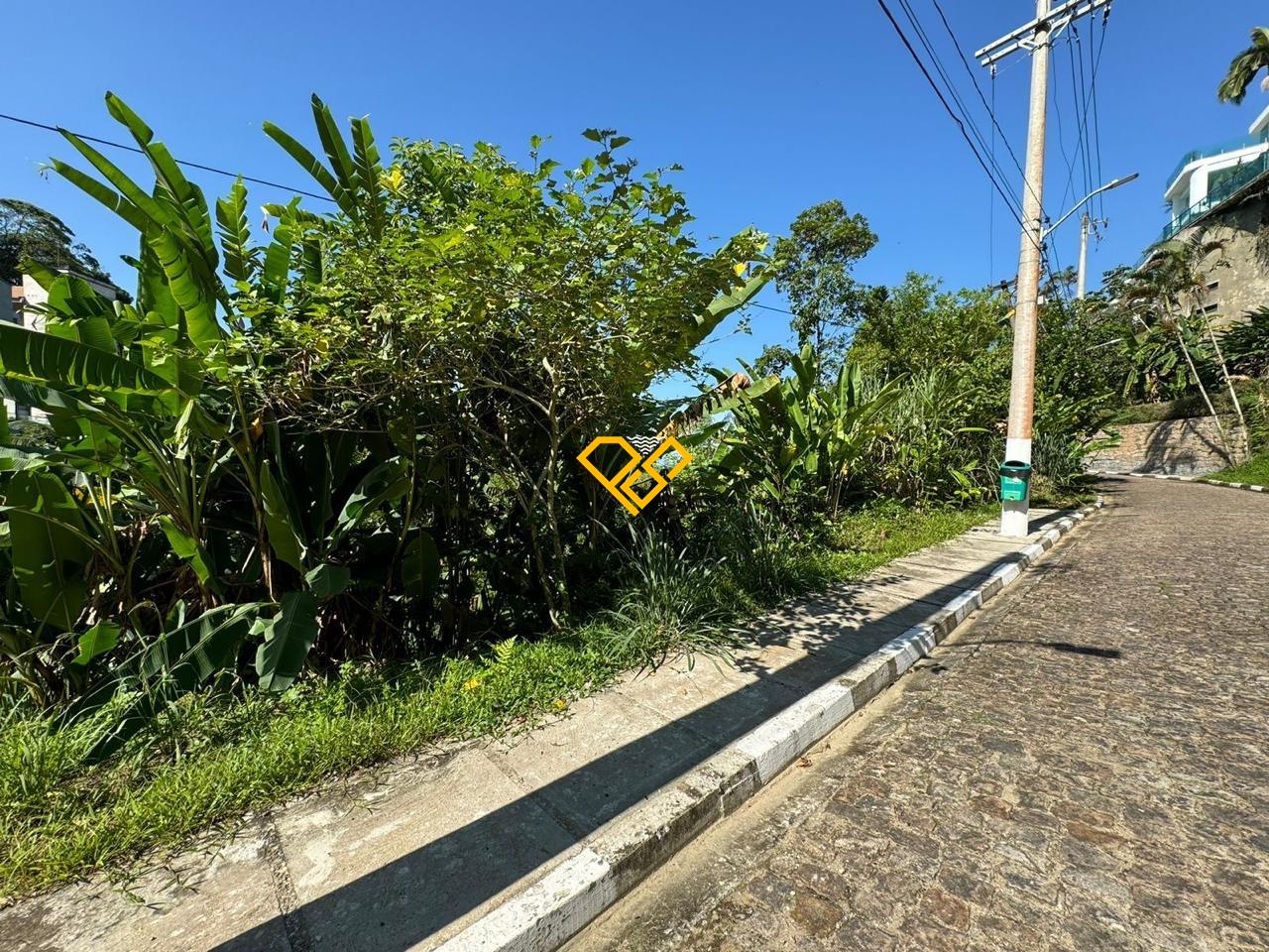 Terreno à venda no Santa Terezinha: 