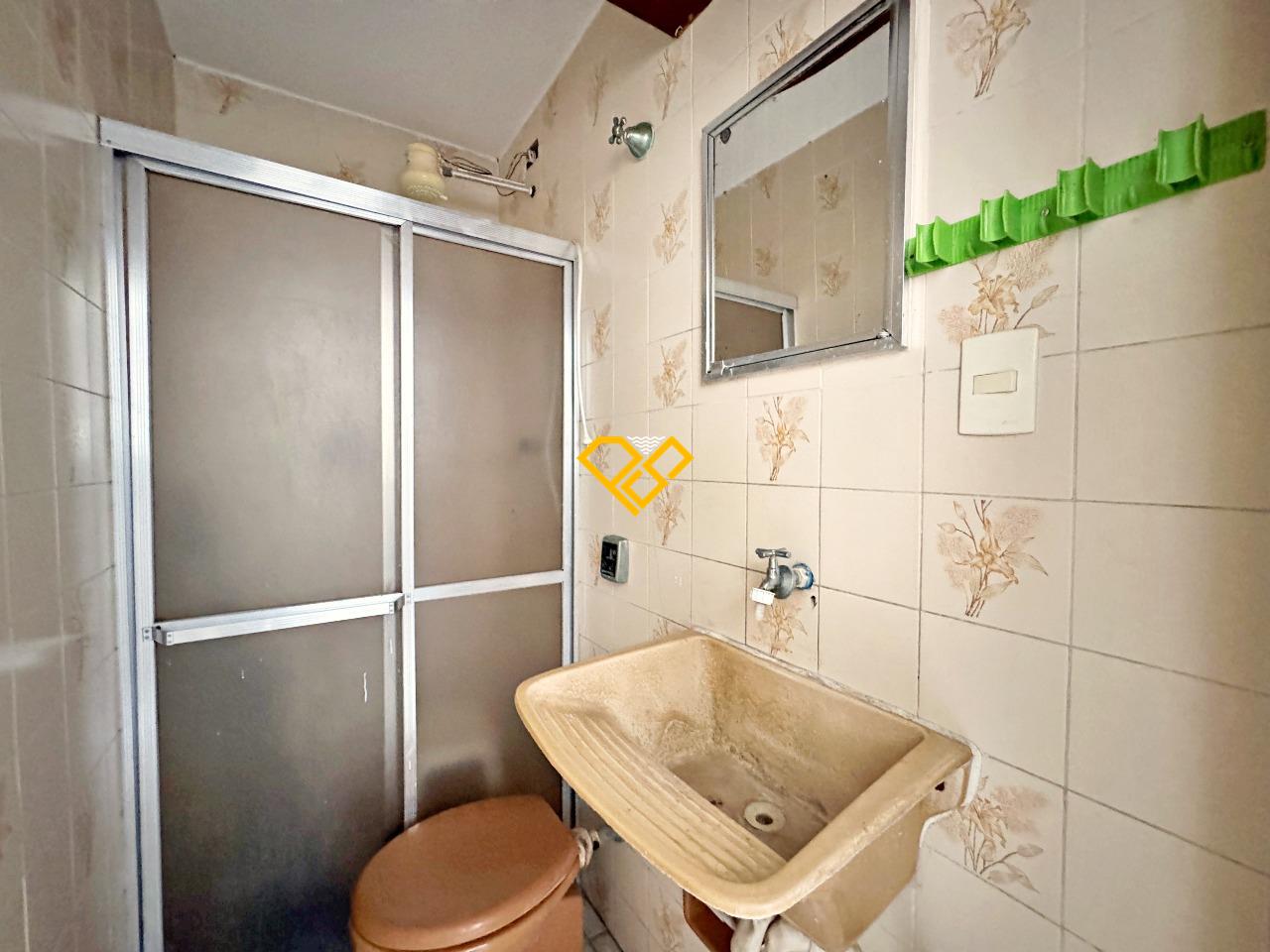 Apartamento à venda no Aparecida: Wc de serviço