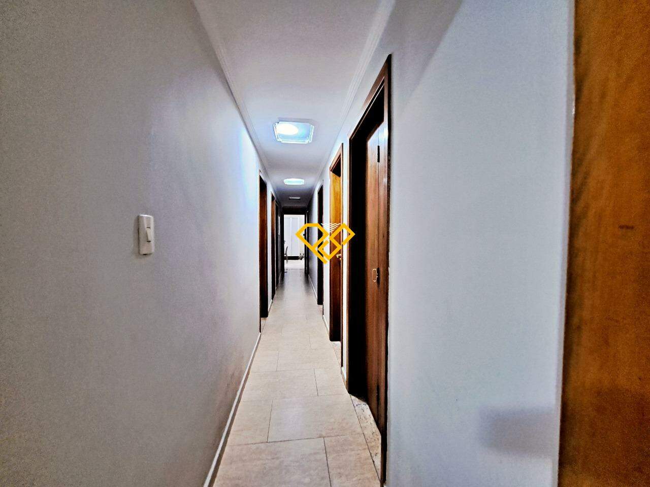 Casa à venda no Marapé: Corredor da área íntima