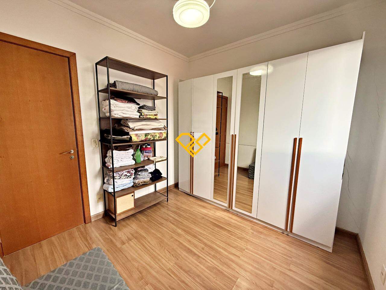 Apartamento à venda no Ponta da Praia: Dormitório 2