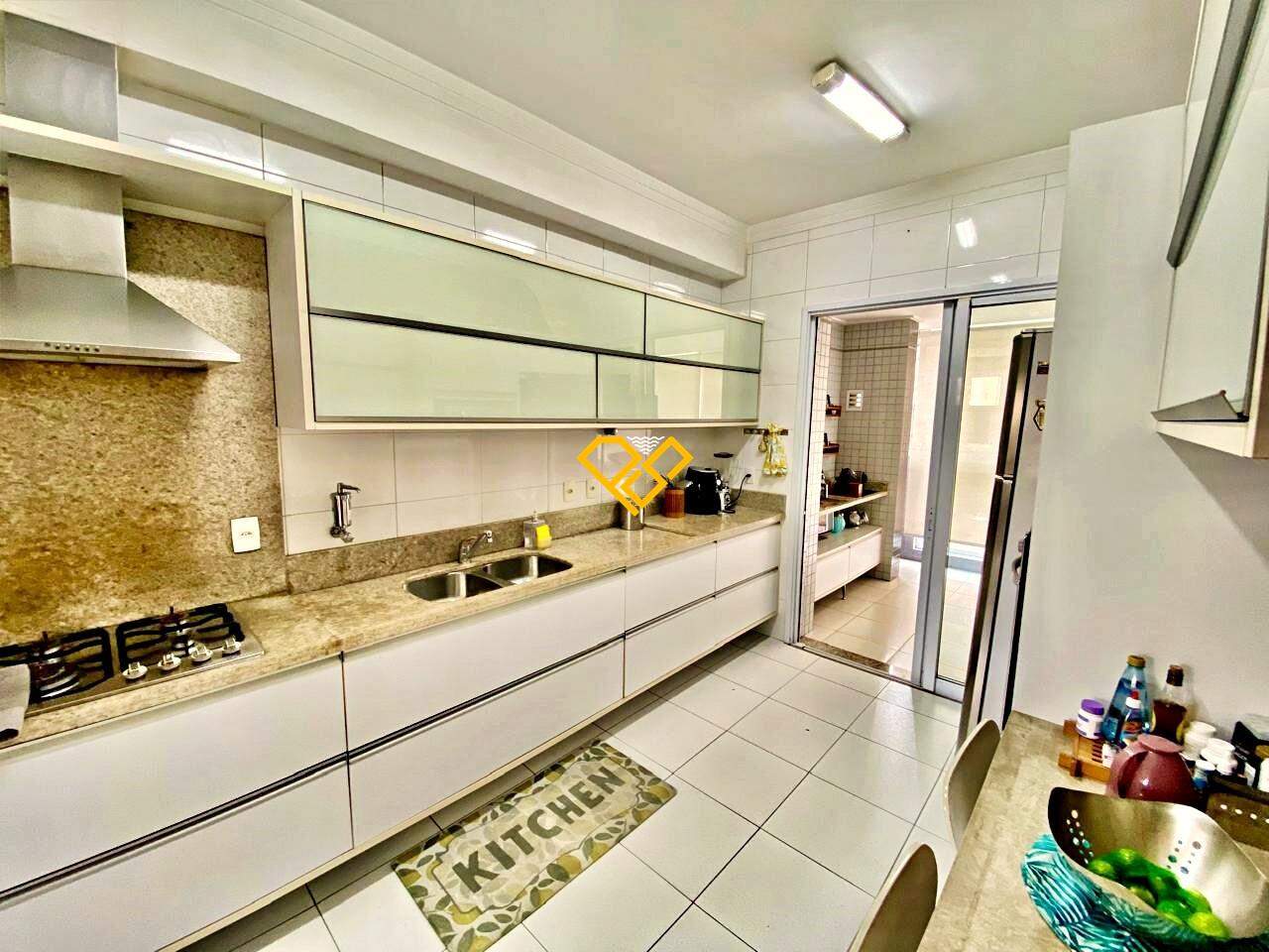 Apartamento à venda no Embaré: Cozinha