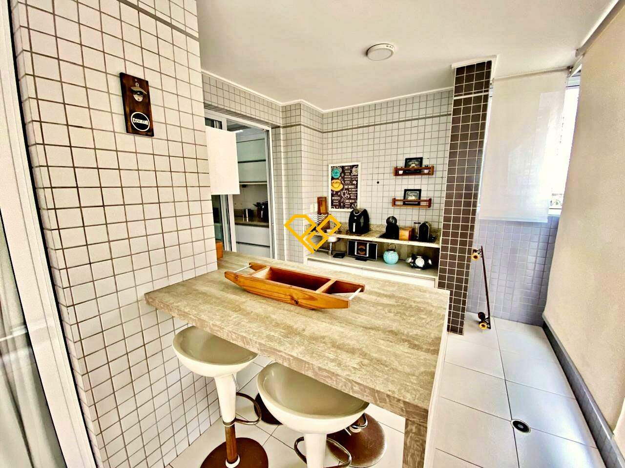 Apartamento para aluguel no Embaré: Varanda