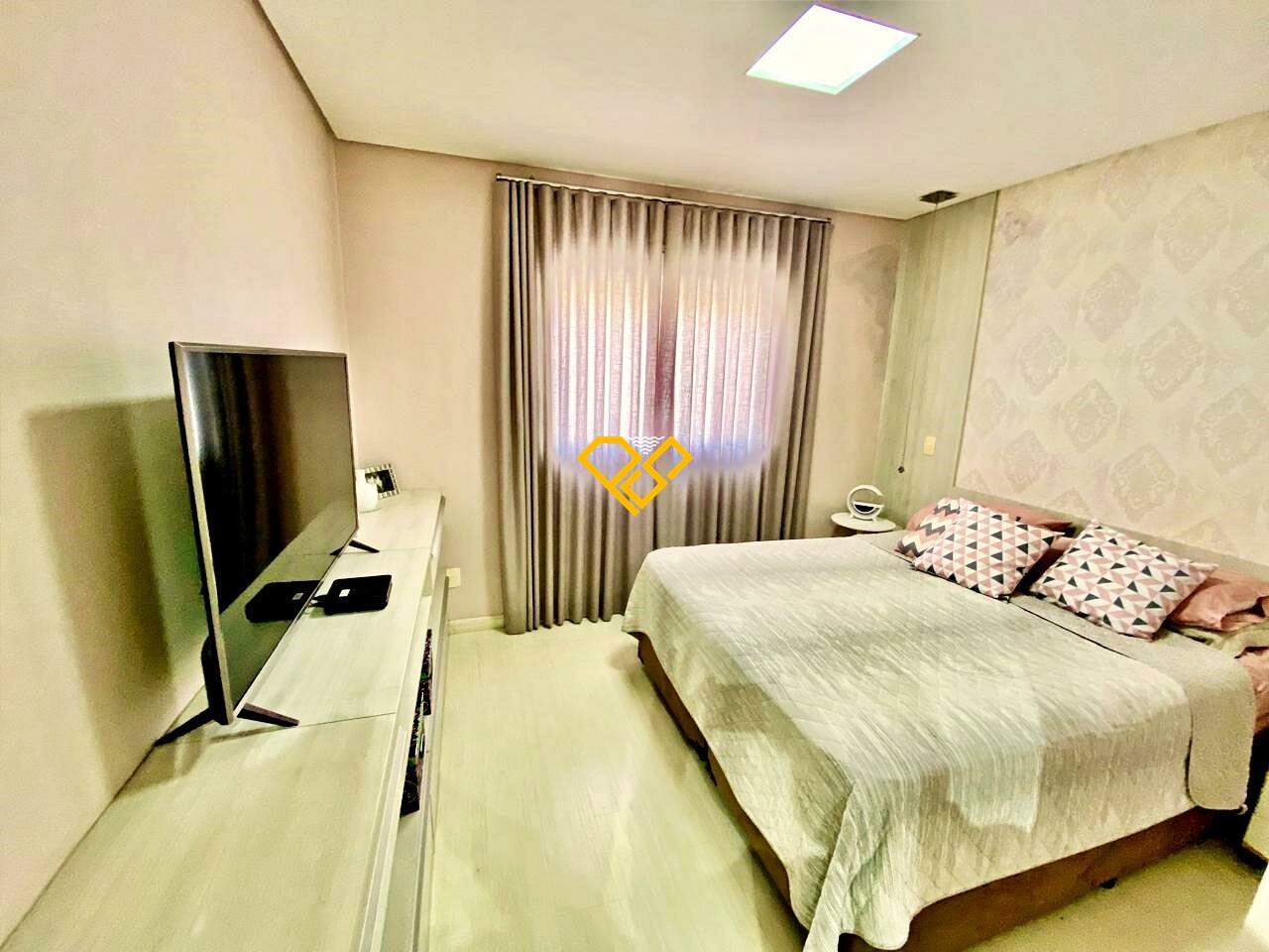 Apartamento para aluguel no Embaré: Suíte 1